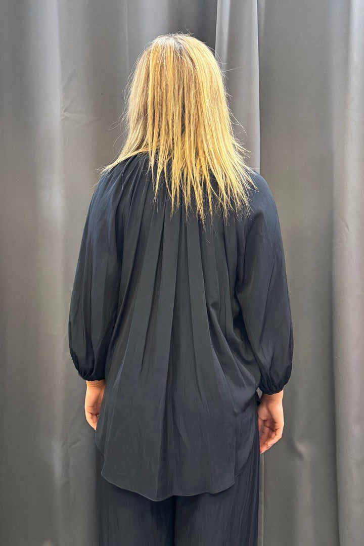 Artisan Blouse in Navy F67 7076 by Mela Purdie in 18