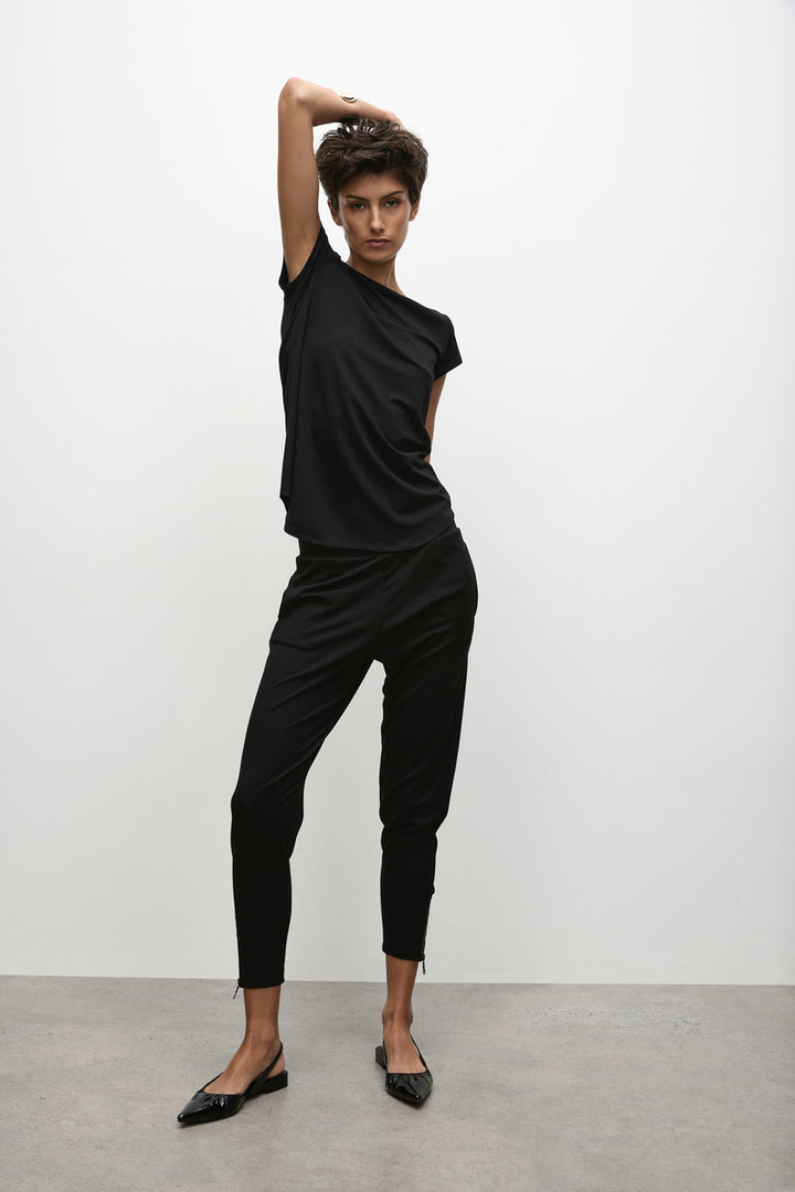 Cafe T F01 2135 in Black, White & Navy by Mela Purdie in Black / 6
