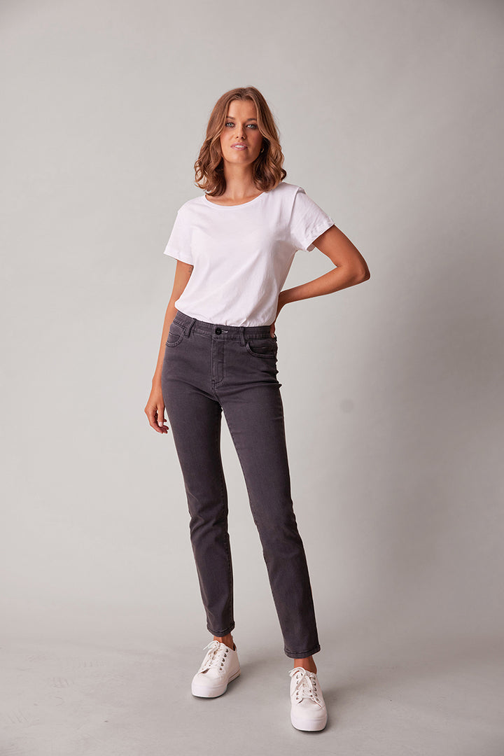 Rome Jean NLA2684 in Charcoal by Lania The Label in 8