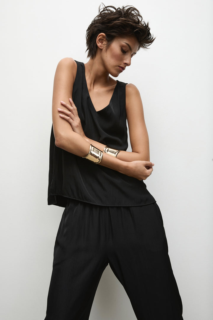 Audrey Tank F67 2703 in Black, White, Navy, Carmine, Putty, Poppy, Carbon by Mela Purdie in 6 / White