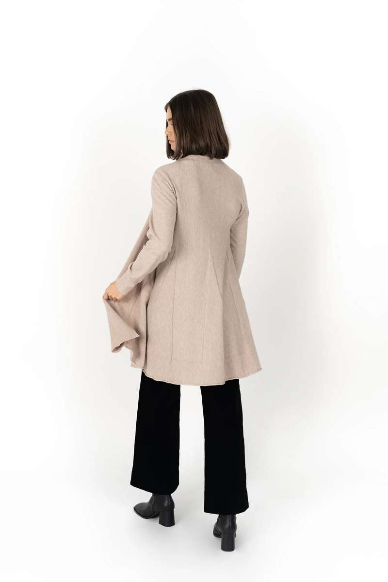 aruba-cardigan-humidity-lifestyle-back-view_1200x