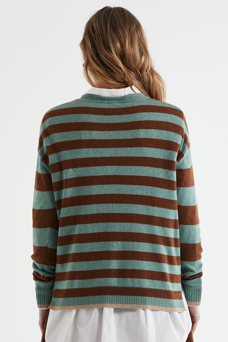 block-stripe-crew-in-moss-zaket-plover-back-view_1200x