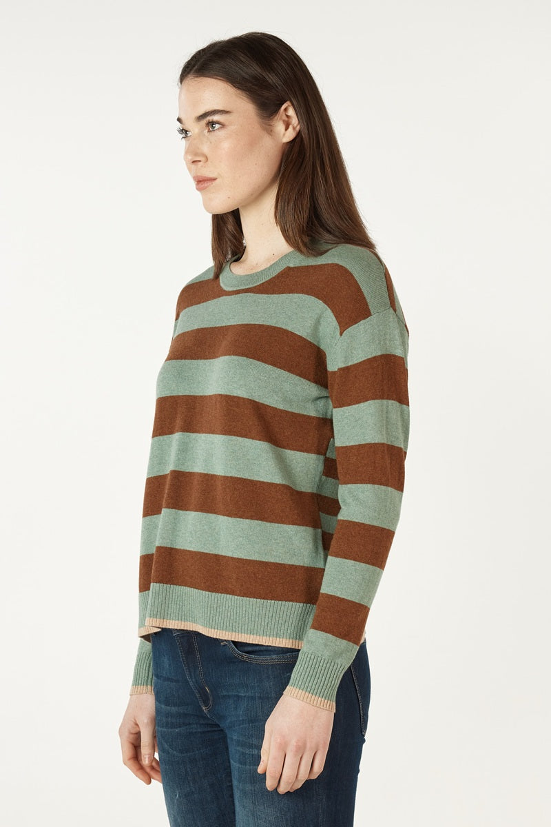 block-stripe-crew-in-moss-zaket-plover-side-view_1200x