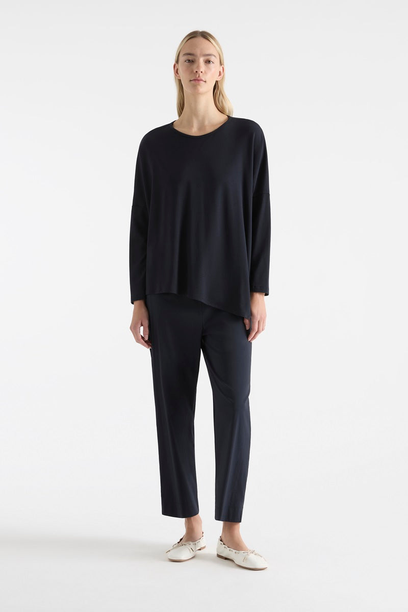 Cropped Pant in French Navy F65 1348 by Mela Purdie