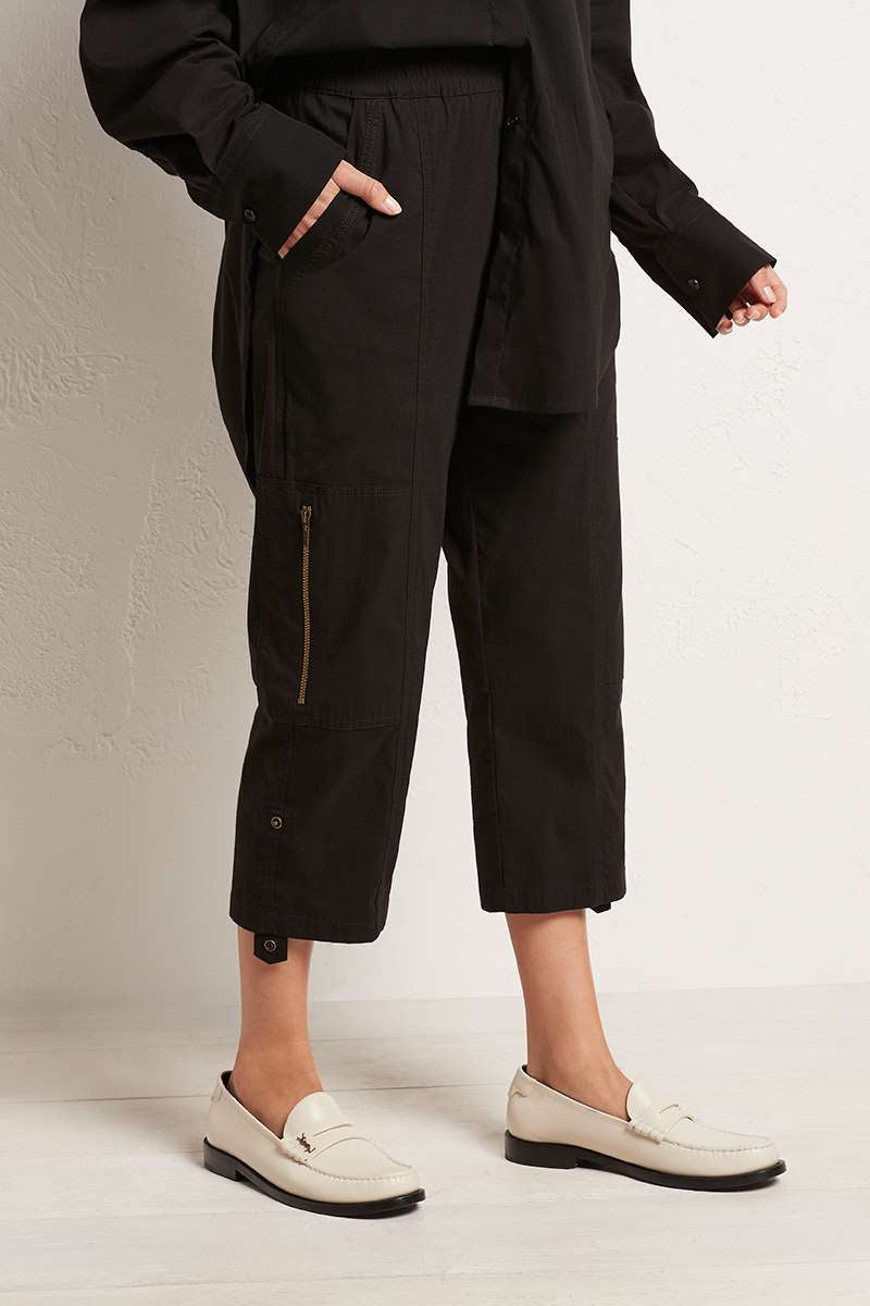 Cropped Zip Cargo F65 1386 in black by Mela Purdie