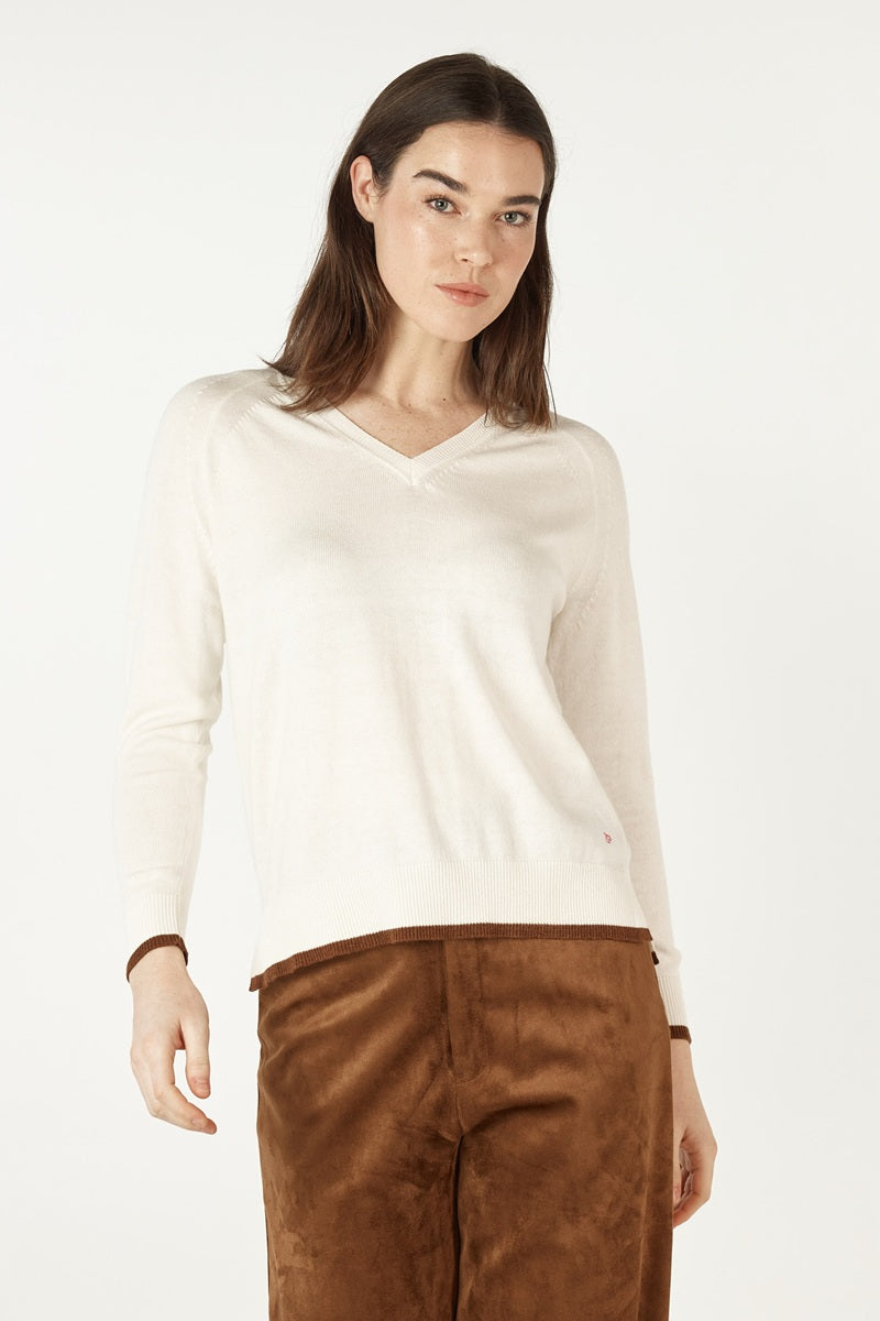 essential-v-neck-white-zaket-plover-front-view_1200x