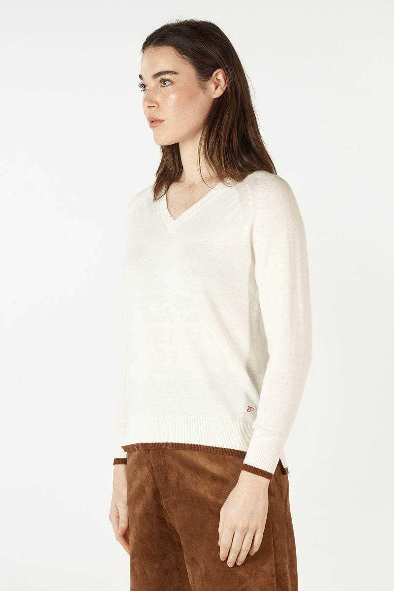 essential-v-neck-white-zaket-plover-front-view_1200x