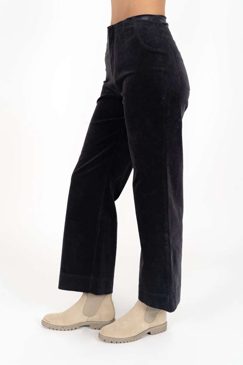Fleetwood Cord Jean HW25101 by Humidity Lifestyle