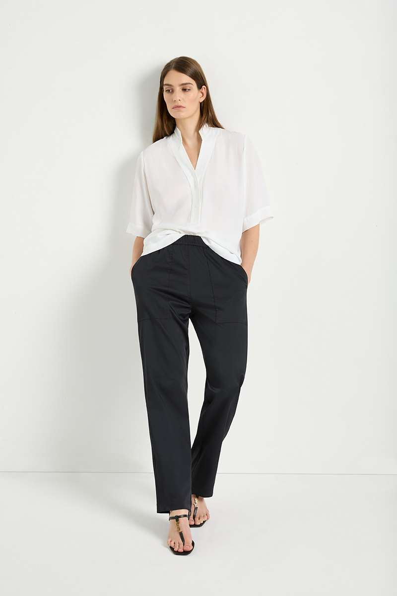 flute-plaza-in-black-mela-purdie-front-view_1200x