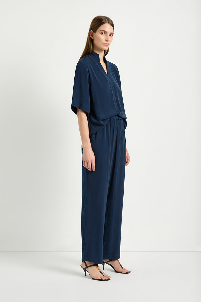 Flute Plaza F67 8507 in Sapphire by Mela Purdie