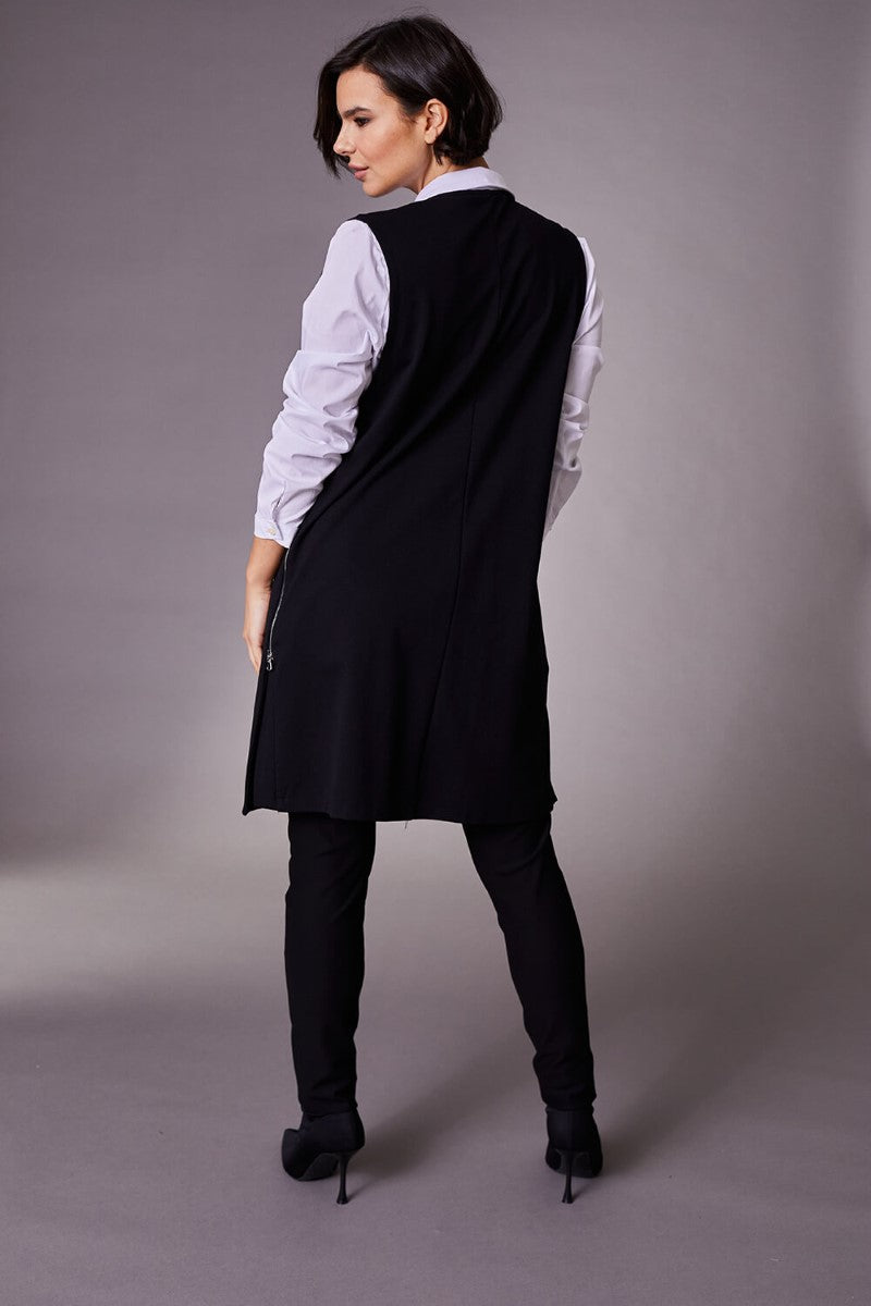 gilet-with-zips-in-black-peruzzi-back-view_1200x
