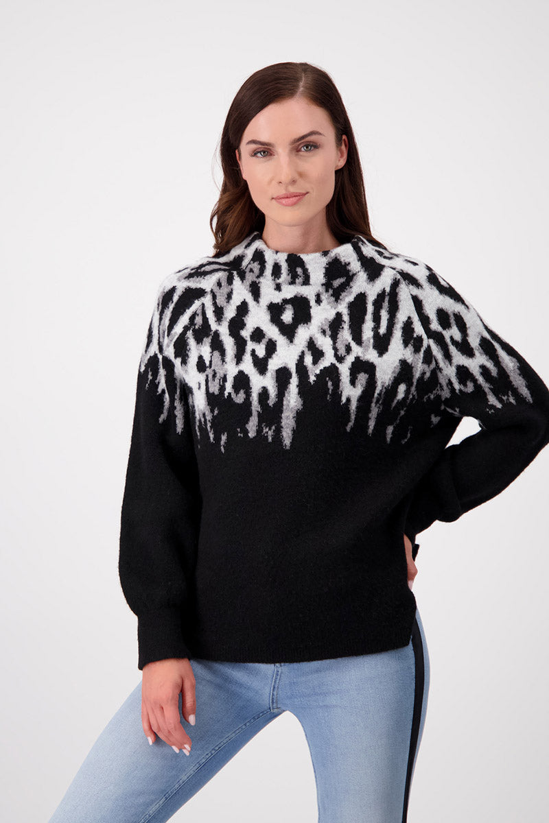 Leo Jacquard Sweater 807452MNR in Schwarz Pattern by Monari