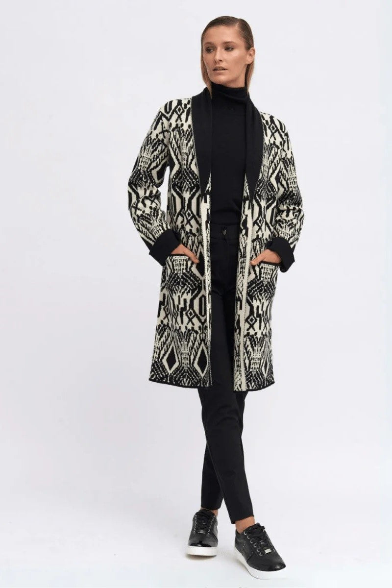 leria-knitwear-in-off-white-tinta-bariloche-front-view_1200x