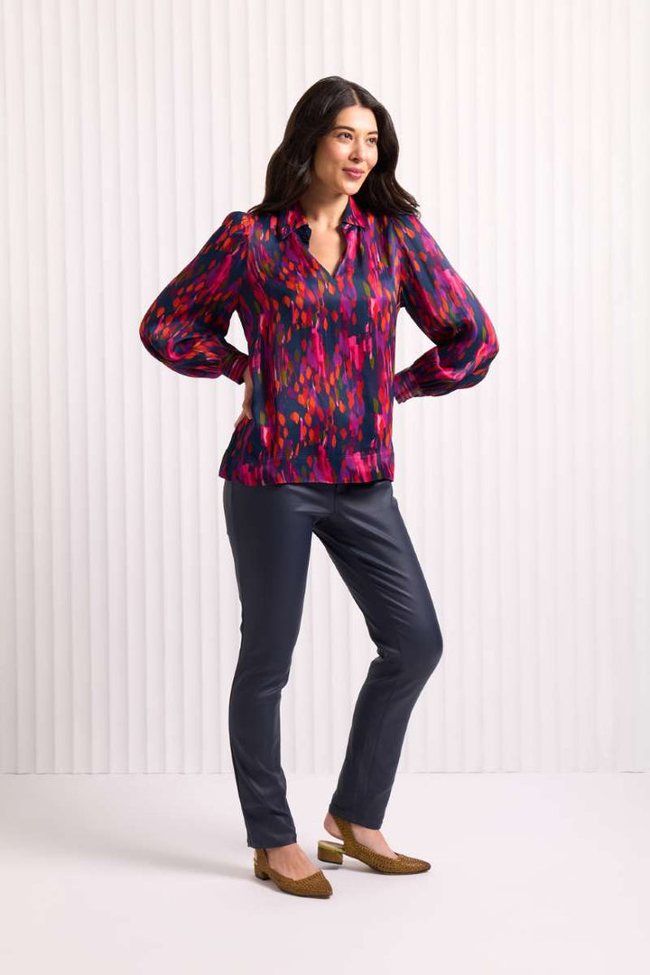 Make A Statement Blouse in Good Impression CFO8102 by Foil in 8 / Good Impression