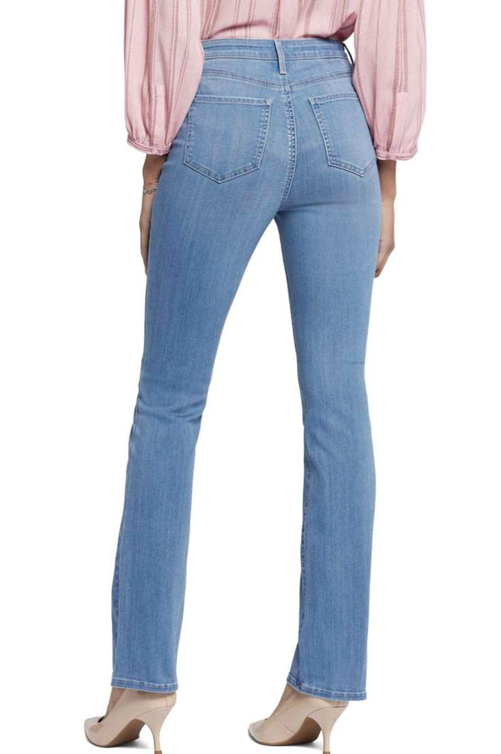 Marilyn Straight Jeans in Kingston MMDIMS8811 by NYDJ in 18 / Kingston