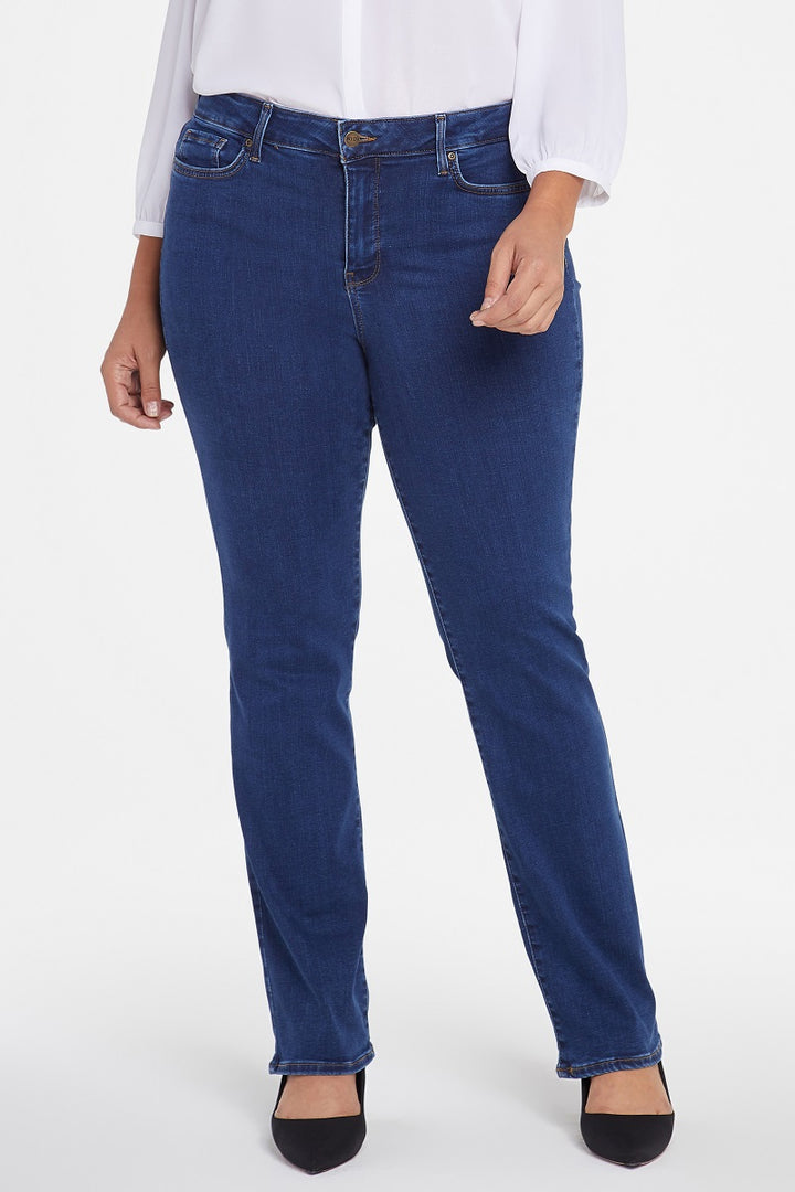 Marilyn Straight Jeans in Plus size - Quinn WPRIMS8517 by NYDJ in Quinn / 16W