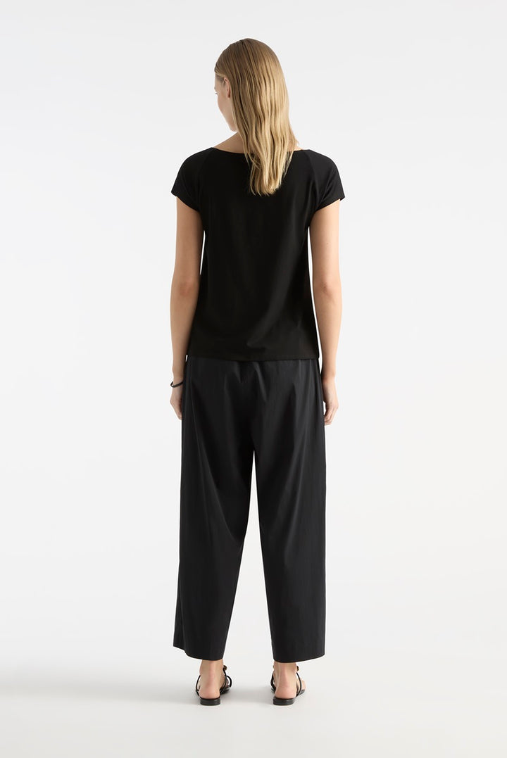Mela Purdie Raglan Shell in Black F01 212 by MELA PURDIE in 6-XXS / Black