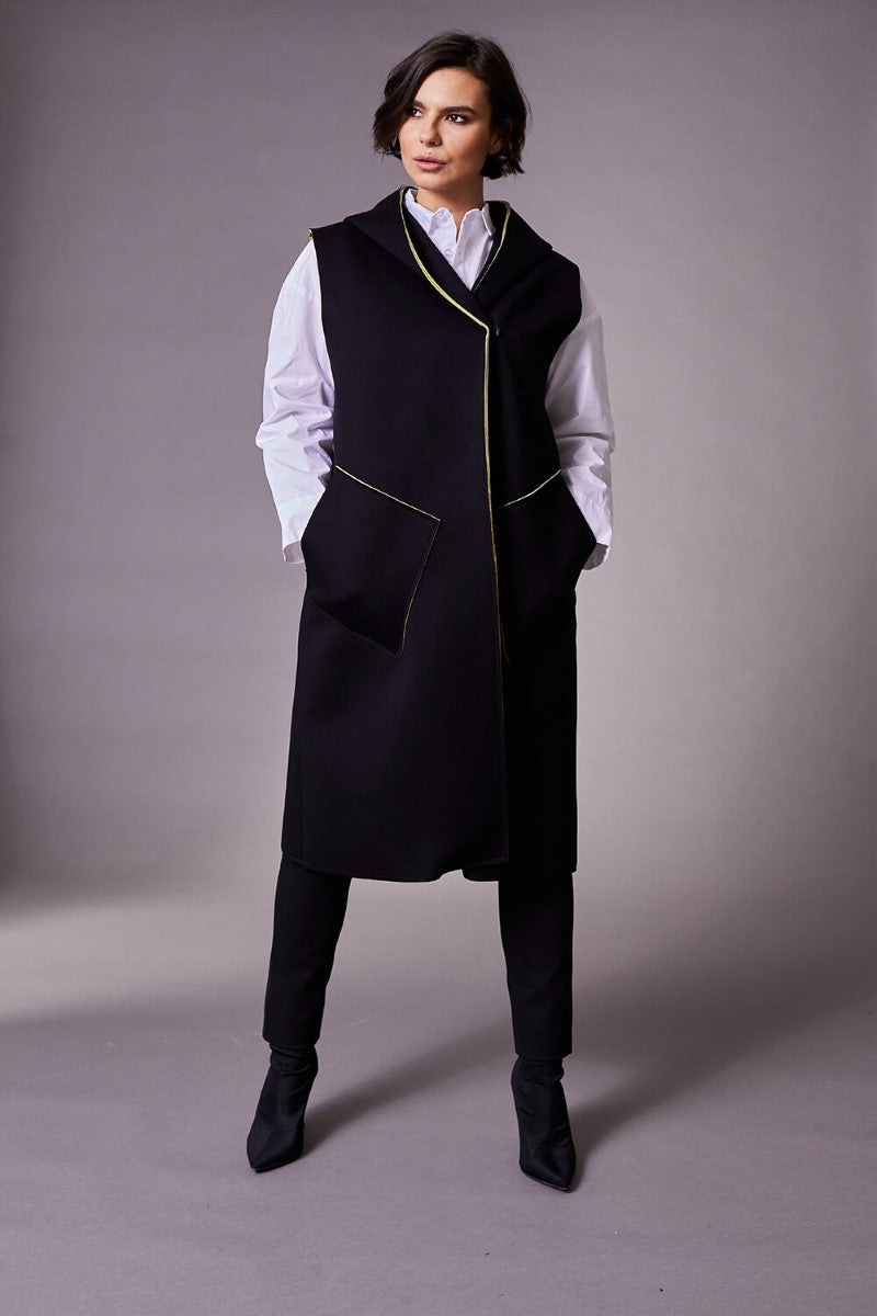 scuba-long-gilet-in-black-lime-peruzzi-front-view_1200x