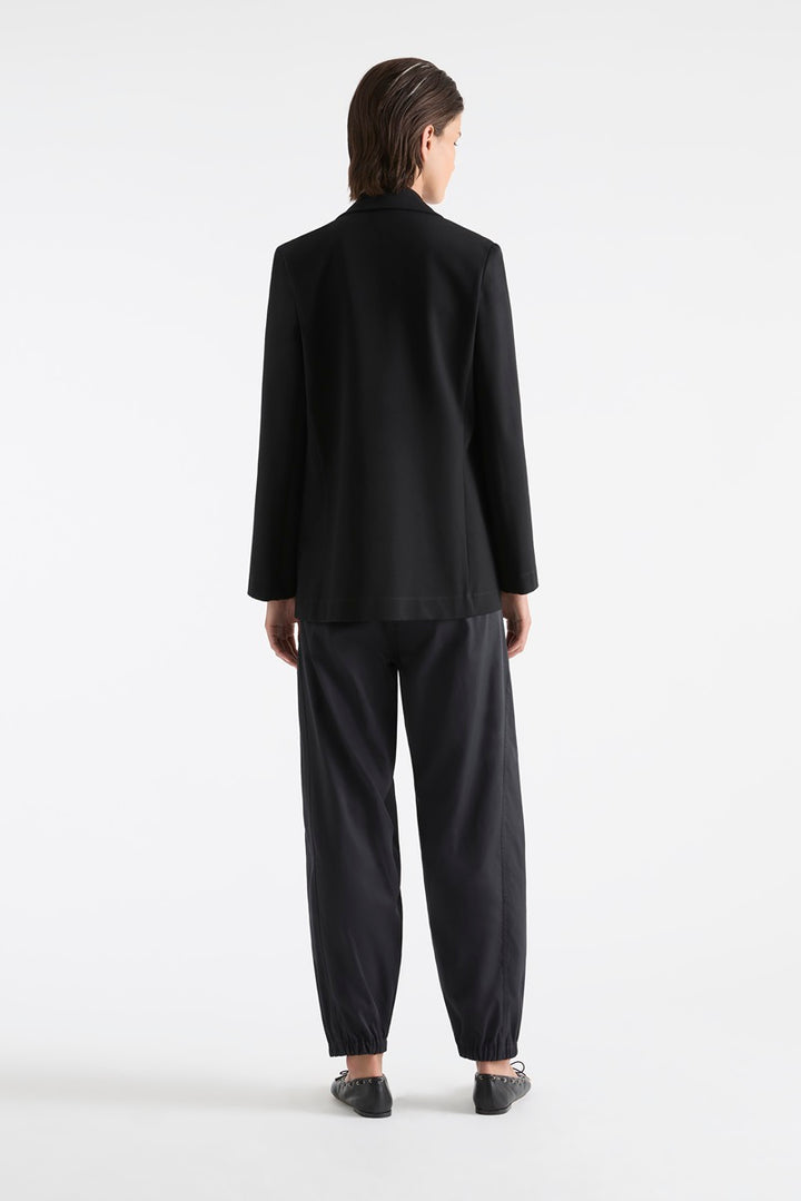 Mela Purdie Shaped Blazer in Black F095 4123 by MELA PURDIE in 6-XXS / Black