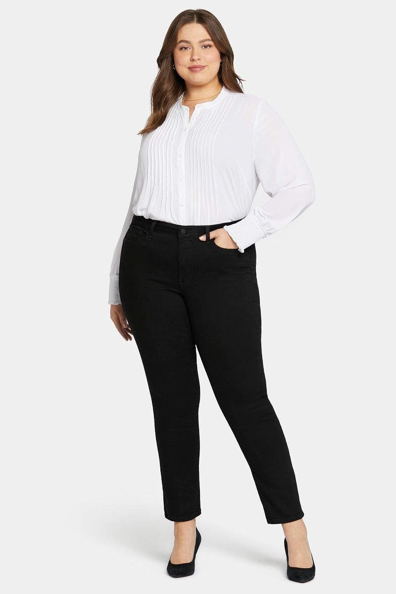 Sheri Slim Jeans in Plus size - Black WNBBSS8518 by NYDJ