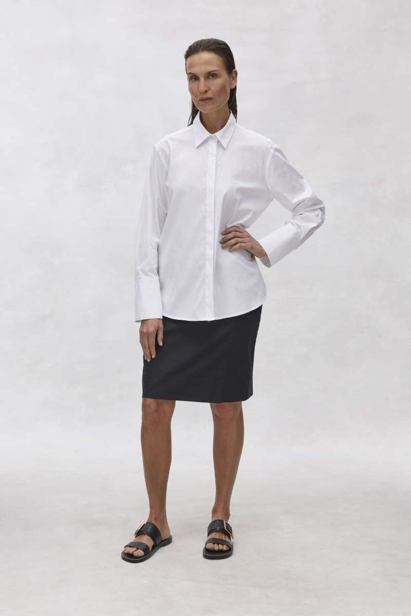 Smooth Shirt in White F65 8560 by Mela Purdie