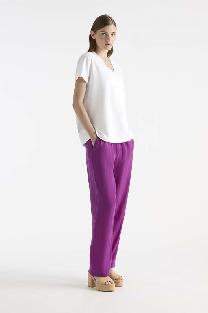 Mela Purdie Soft Capri in Chilli F67 1615 by MELA PURDIE in 6-XXS / Chilli