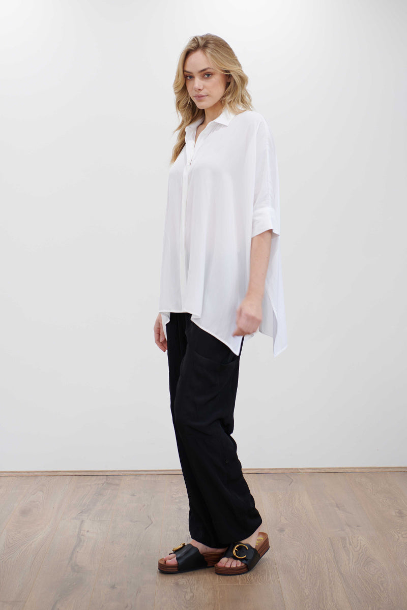 soft-cargo-in-black-mela-purdie-side-view_1200x