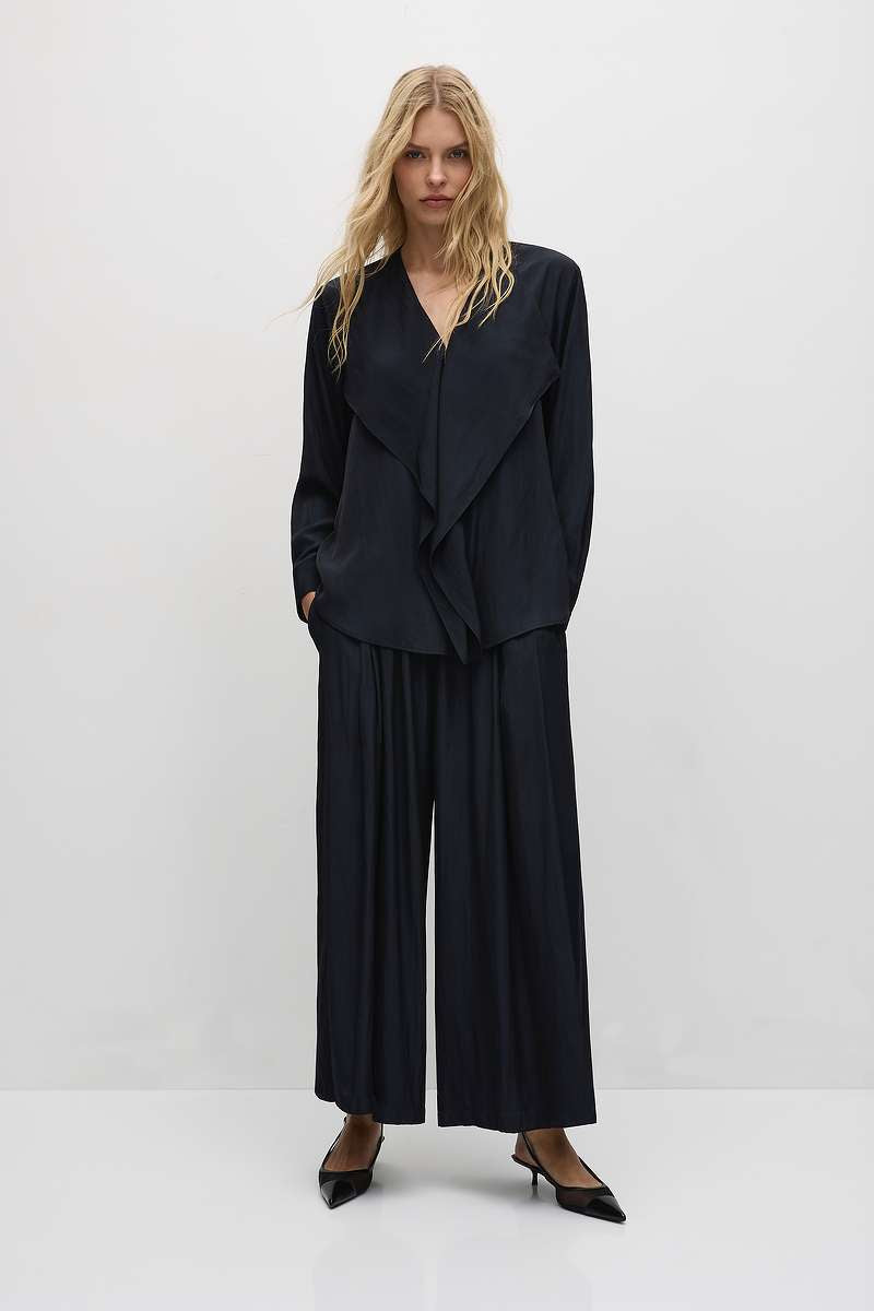Soft Vent Pant In Fig, Black & Navy F67 1676 by Mela Purdie