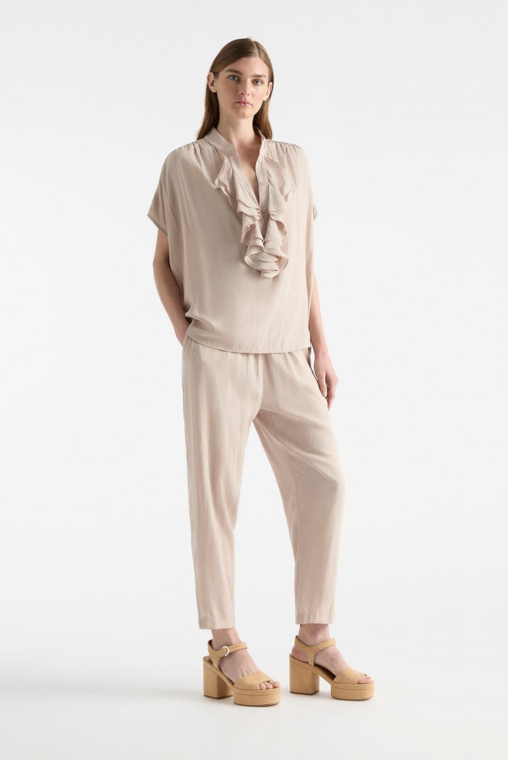Soft Capri in Oat F67 1615 by Mela Purdie in 6-XXS / Oat