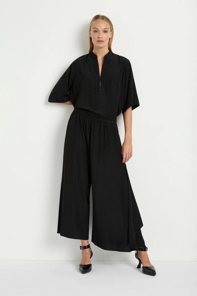 Zip Plaza in Black F67 8475 by MELA PURDIE