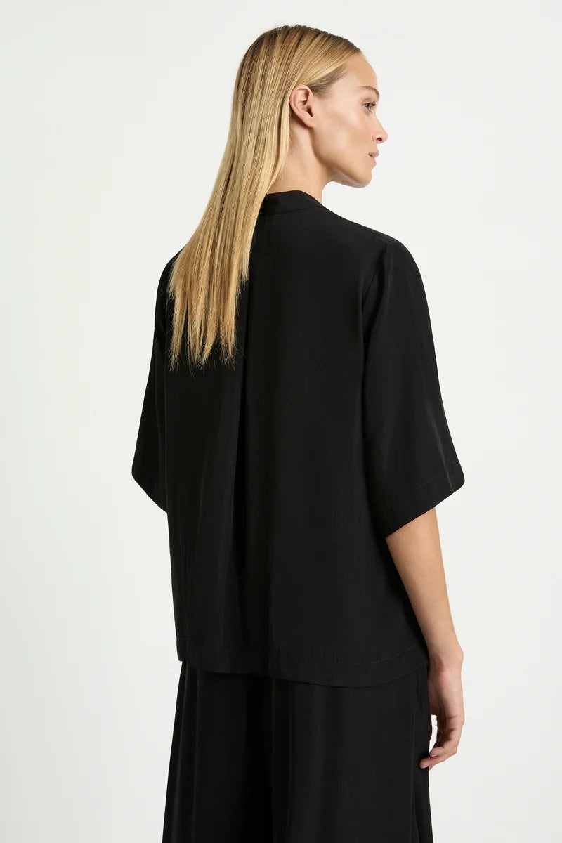 zip-plaza-in-black-mela-purdie-back-view_1200x
