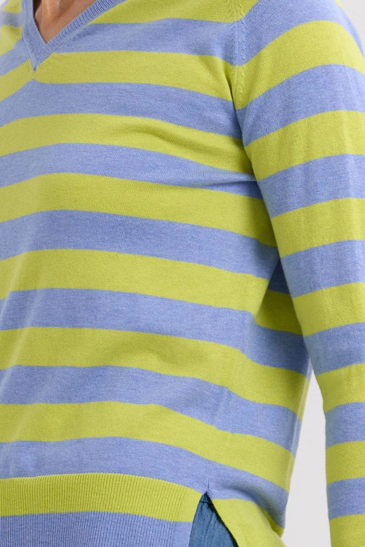 Essential Stripe V neck ZP7701 by Zaket & Plover in L / Striped