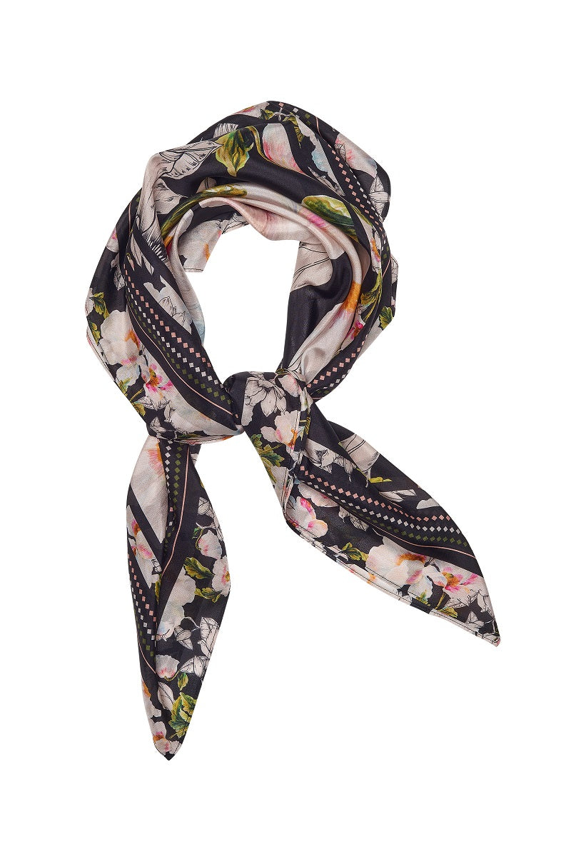 bloom-noir-wrap-in-black-multi-loobie-s-story-front-view_1200x