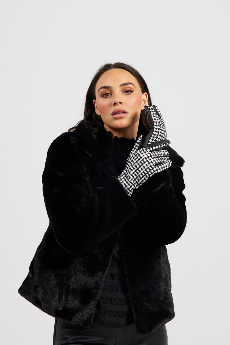countess-gloves-in-houndstooth-holiday-front-view_1200x