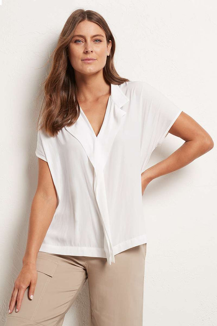 Diamond Shell in White F67 8195 by Mela Purdie in 6-XXS / White