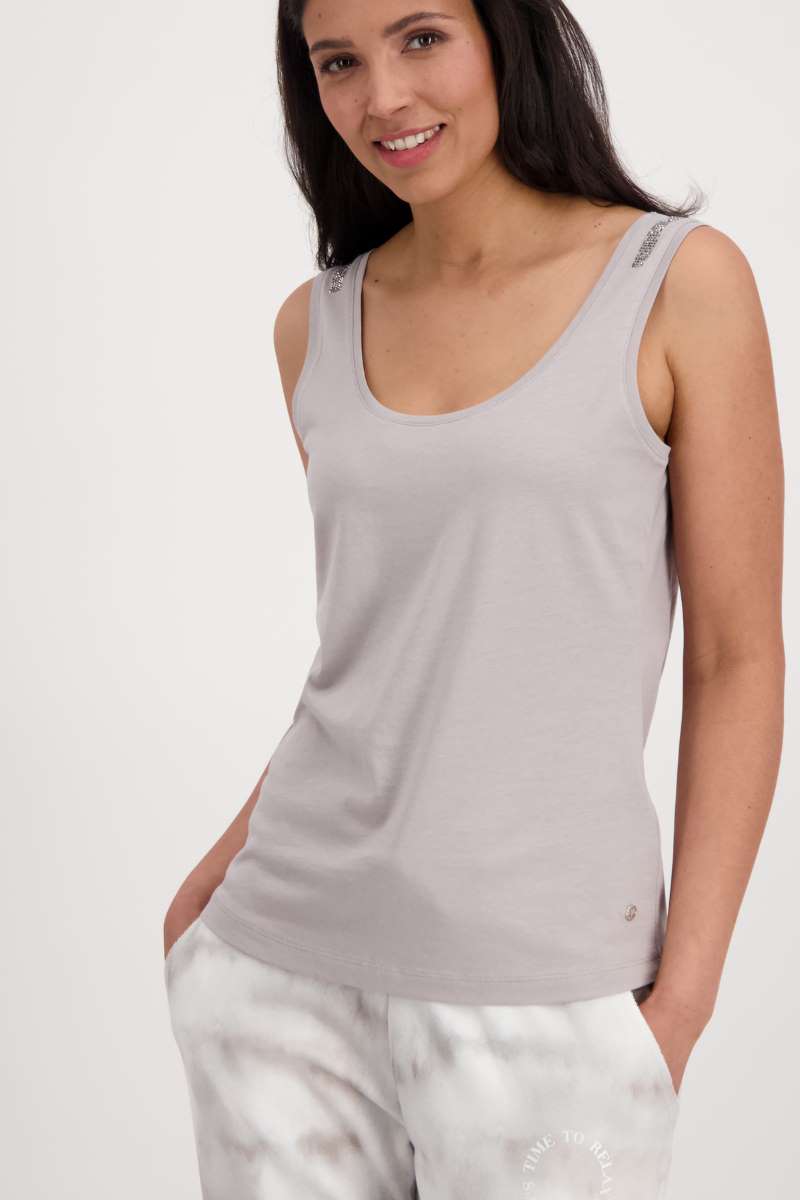top-jewelry-wearer-in-greige-monari-front-view_1200x