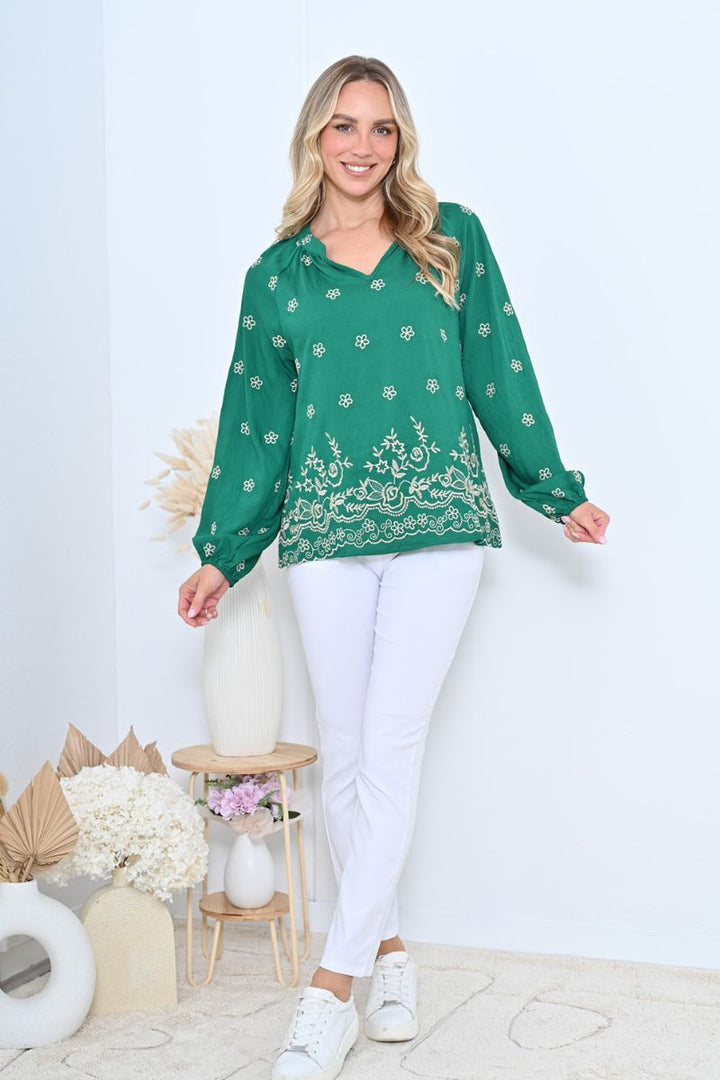 Weekends Shelley Blouse with embroidery and v neck Green in 8