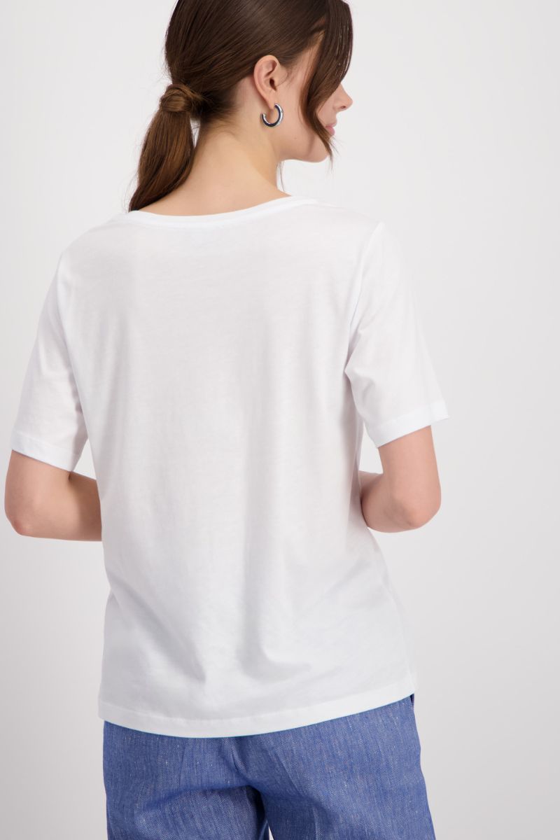 T-Shirt with Front Print in White by Monari