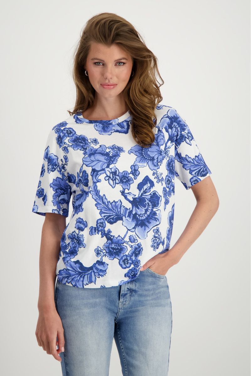 T-Shirt with All-Over Floral Print in Blue by Monari