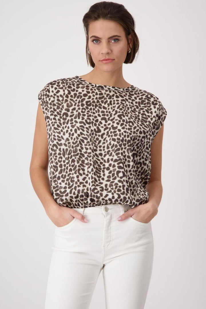 Jersey Blouse Leo All Over in Coffee Bean by Monari in 34 / Coffee Bean