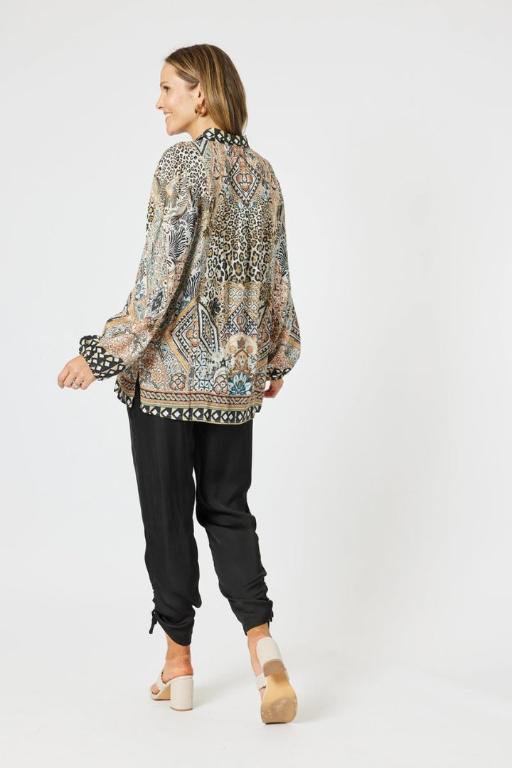 Emerson Shirt 48141 by Hammock & Vine in Animal / 8