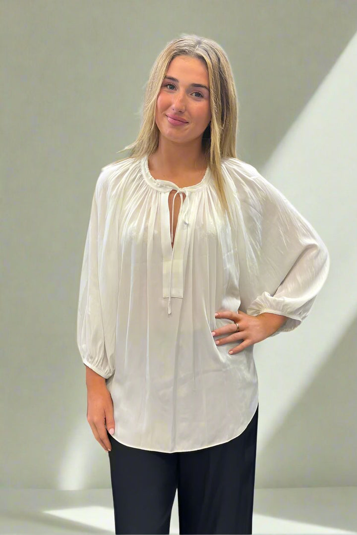 Artisan Blouse in White F67 7076 by Mela Purdie