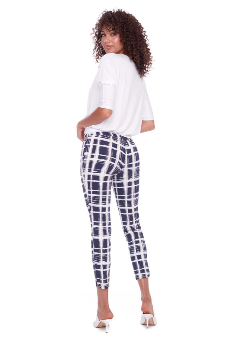 68026Up-pant in Greece-Pattern-Back-View