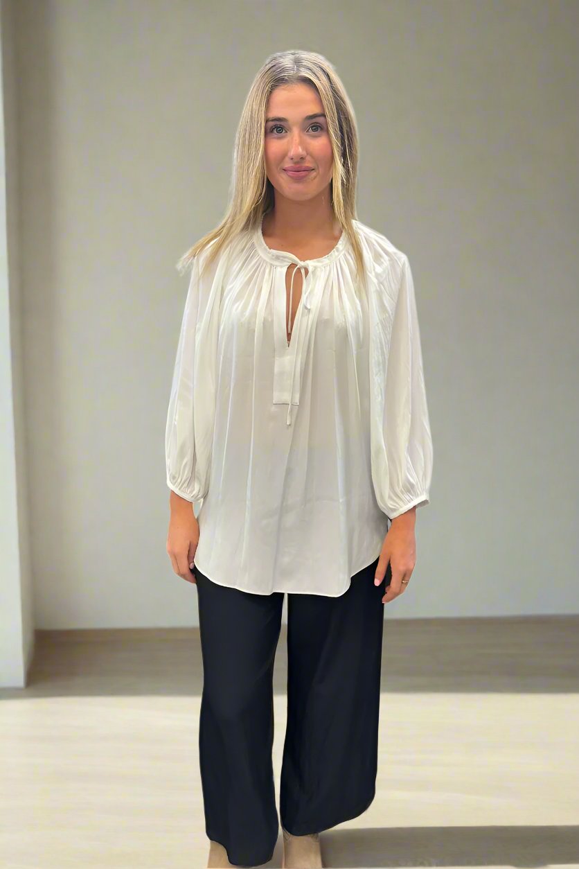 Artisan Blouse in White F67 7076 by Mela Purdie