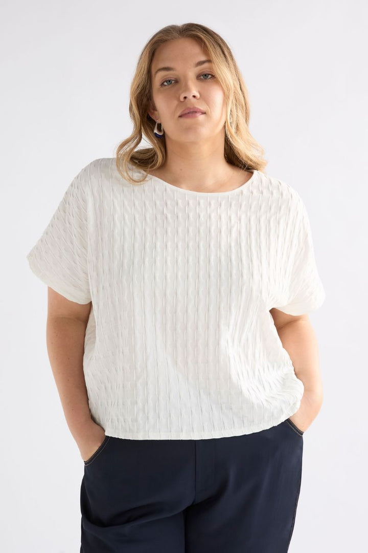 ELK Orta Boxy T-shirt A1411 white by Elk the Label in 10 / White