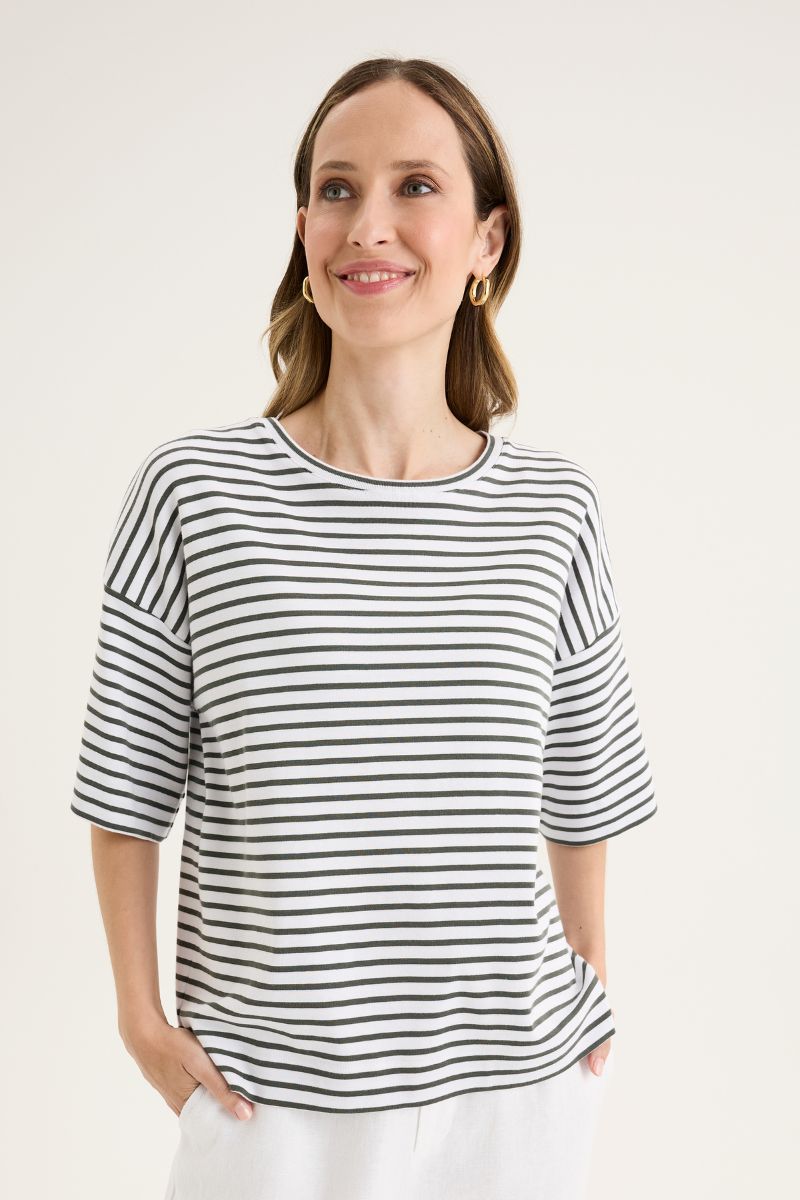 Banda Tee YTWN3045 in White/Nori by Yarra Trail
