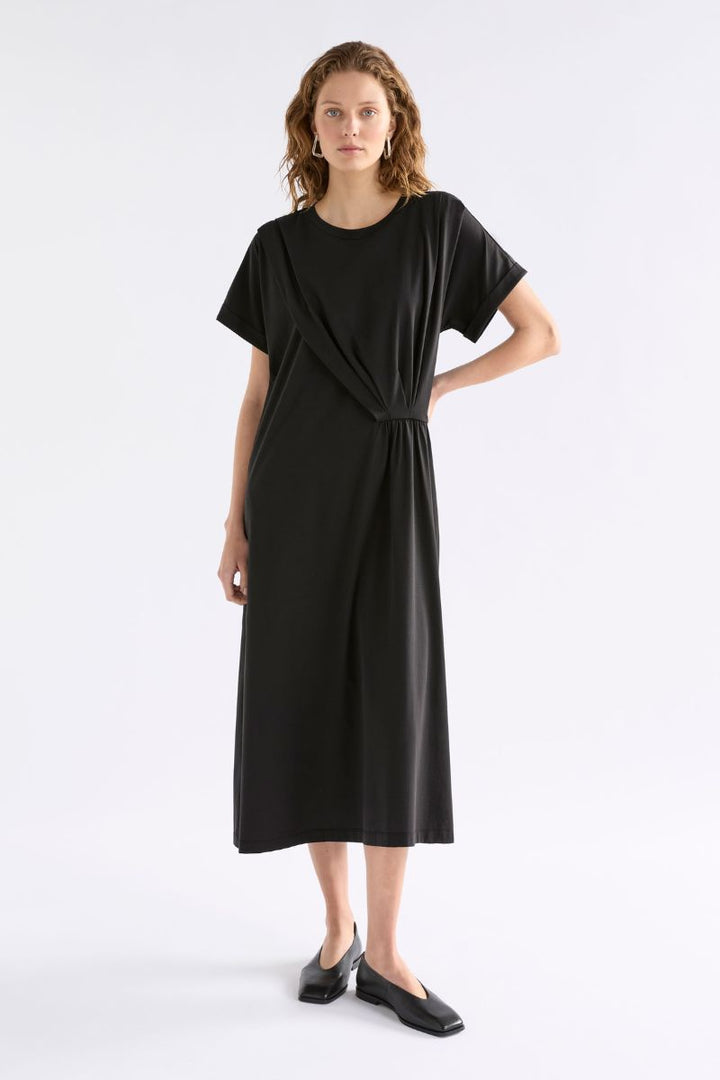 ELK Etienne T-Shirt Dress in Burnt Chocolate by Elk the Label in 10 / Chocolate