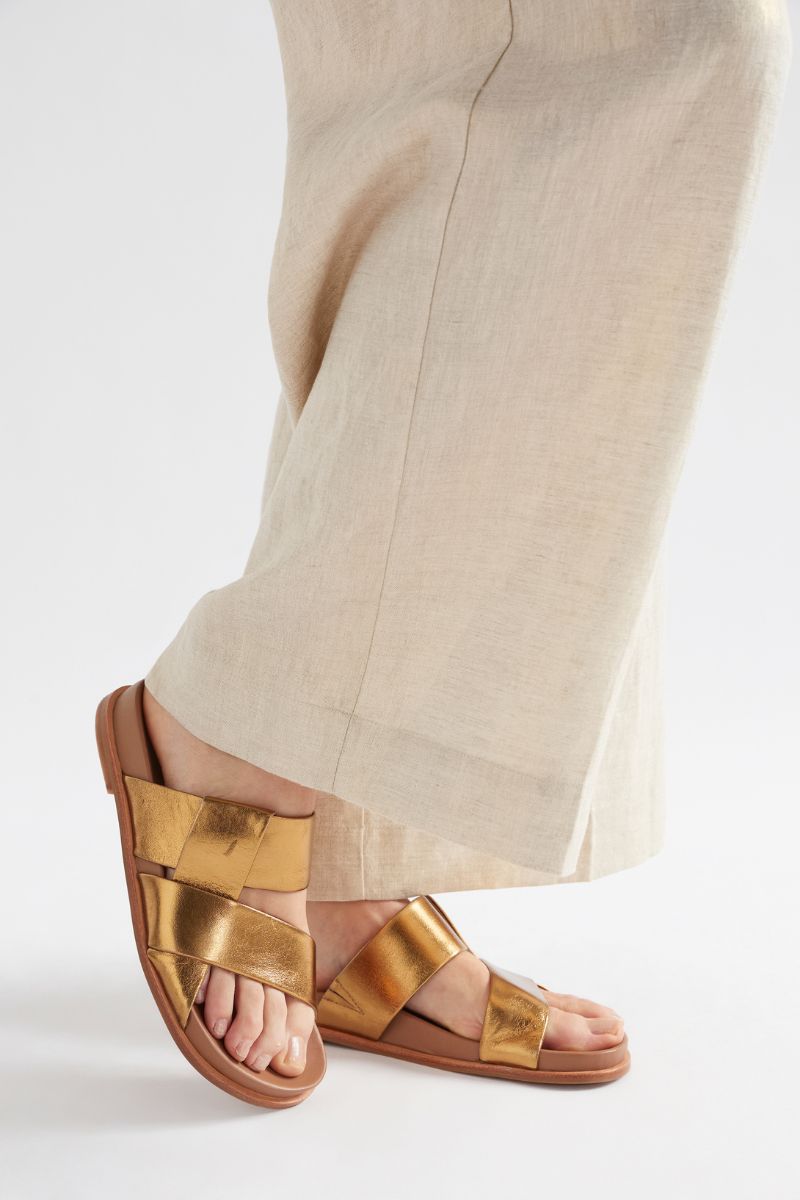 Uma Slide F0042A in Gold by Elk the Label