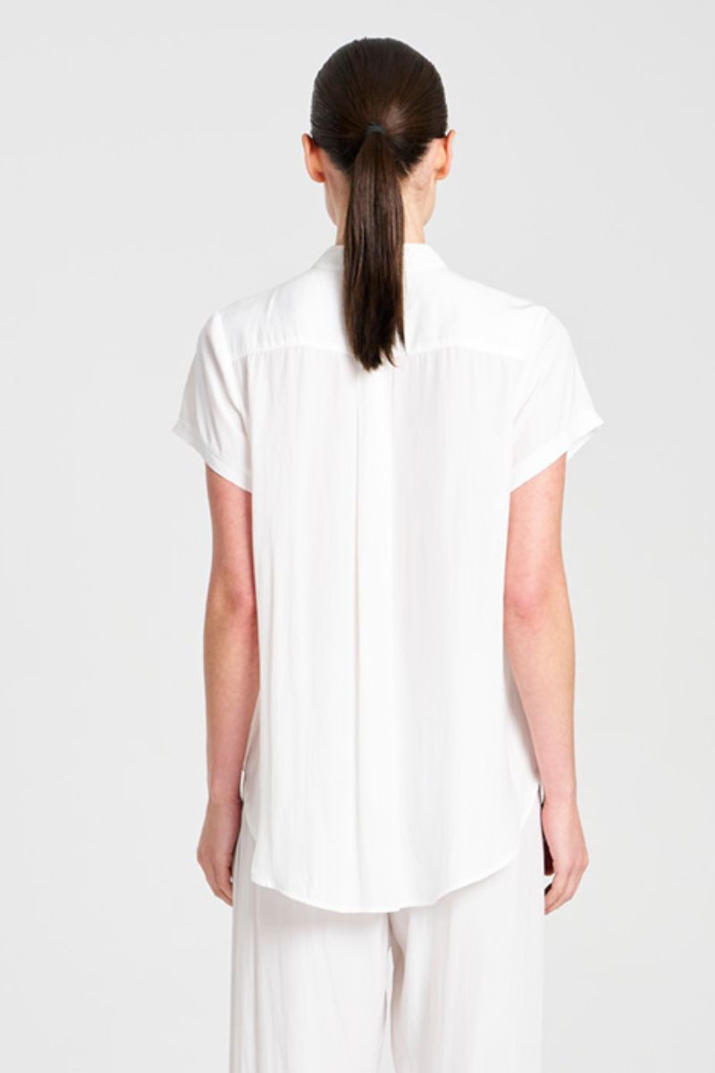 Woman wearing Mela Purdie F67 8629 Soft Stand Shirt in White back view