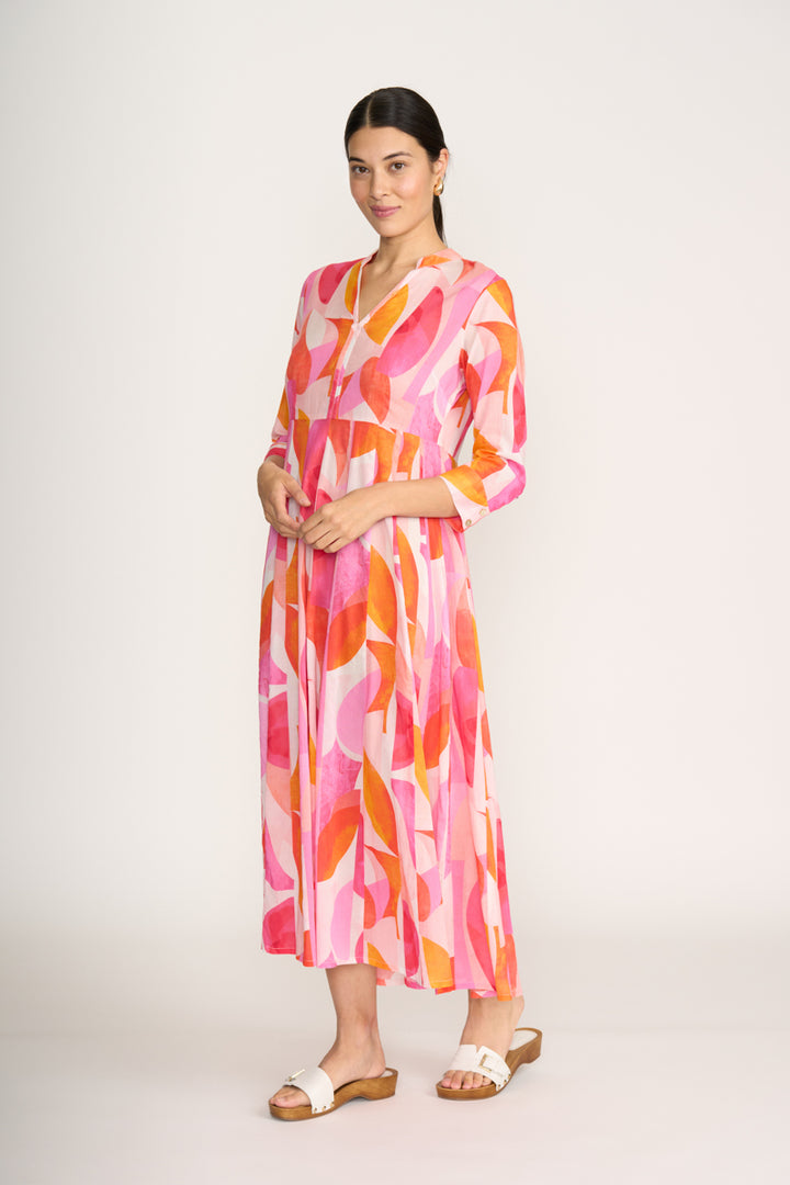 Cruisin Dress in Feeling Peachy Print CFO8286 by Foil in 8 / Pink